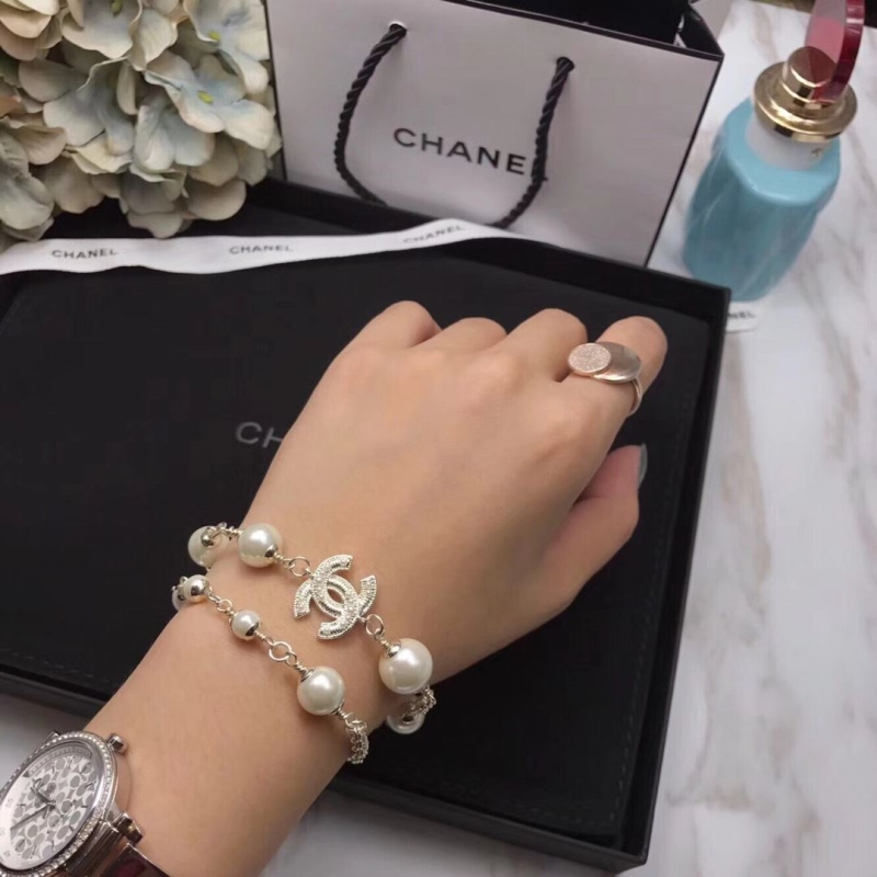 Ch**el necklaces